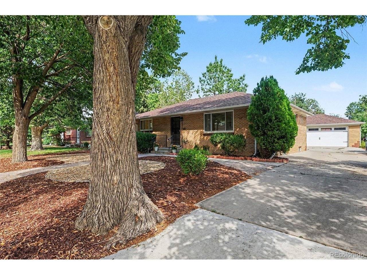 2370 Kingston, Aurora, CO 80010