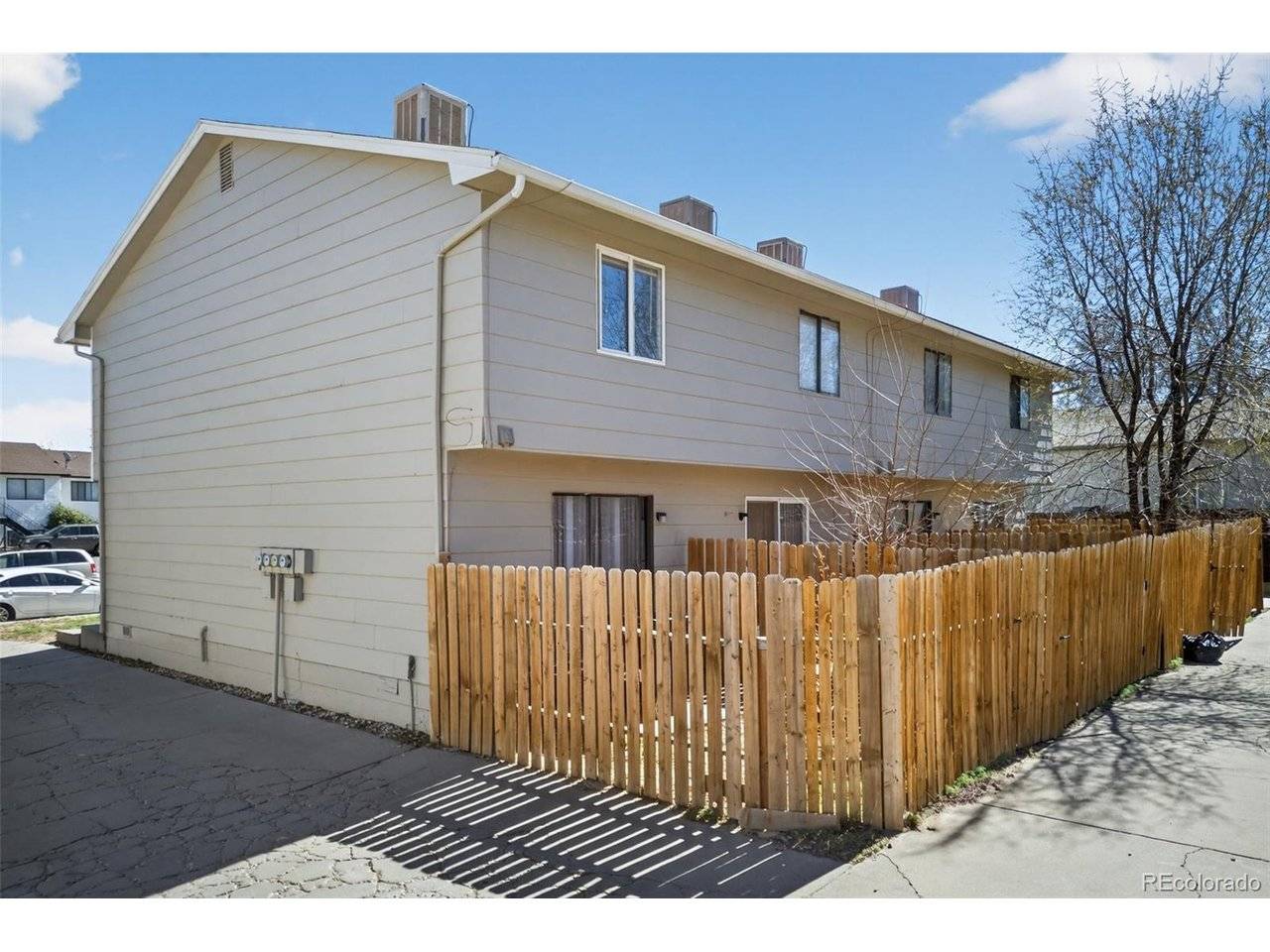 49 Royal Crest, Pueblo, CO 81005