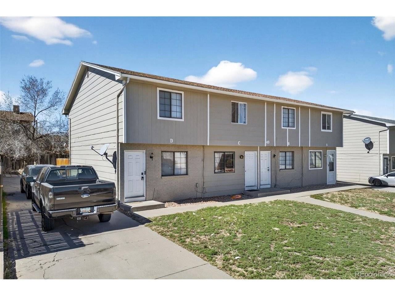49 Royal Crest, Pueblo, CO 81005