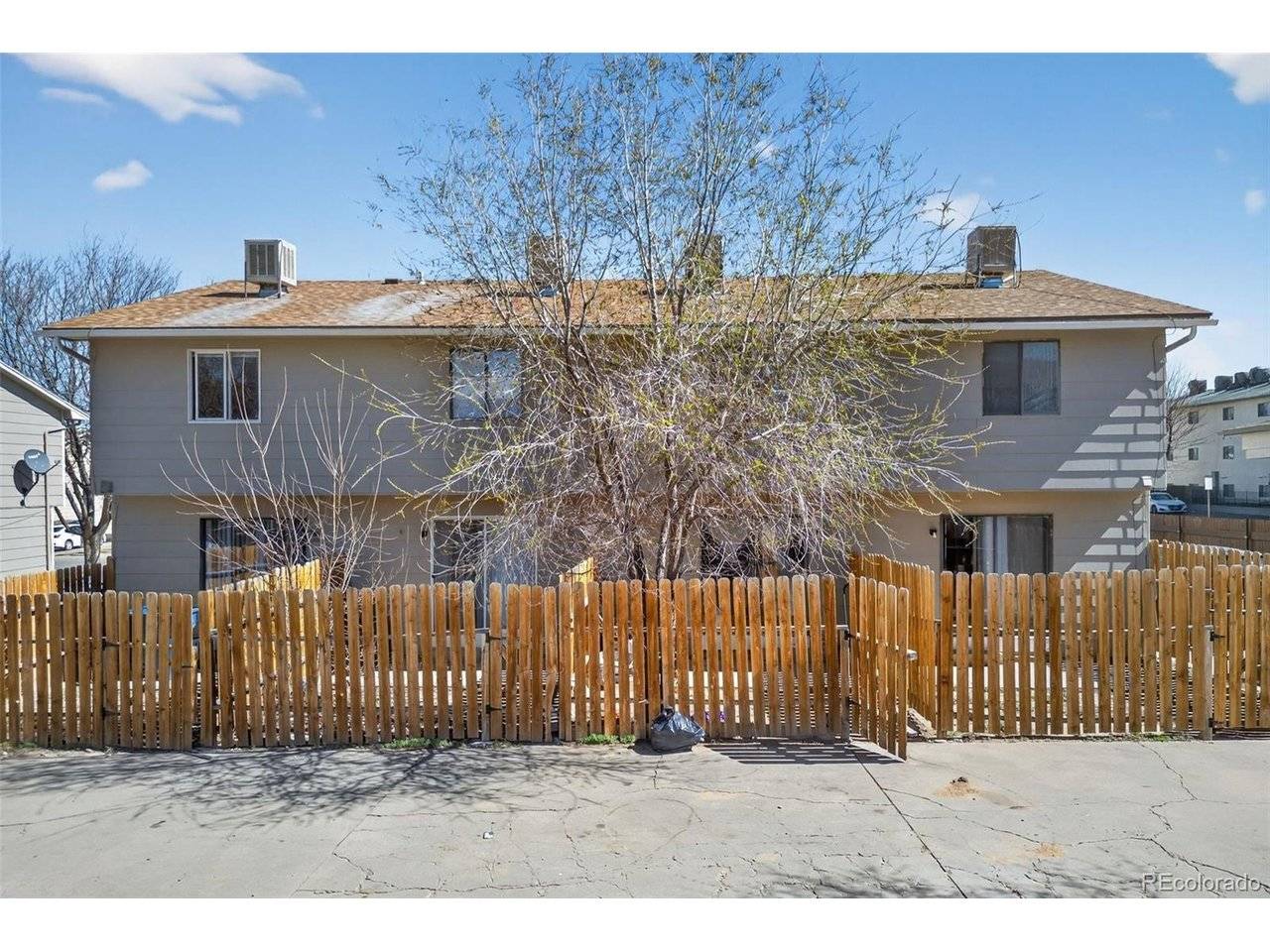49 Royal Crest, Pueblo, CO 81005