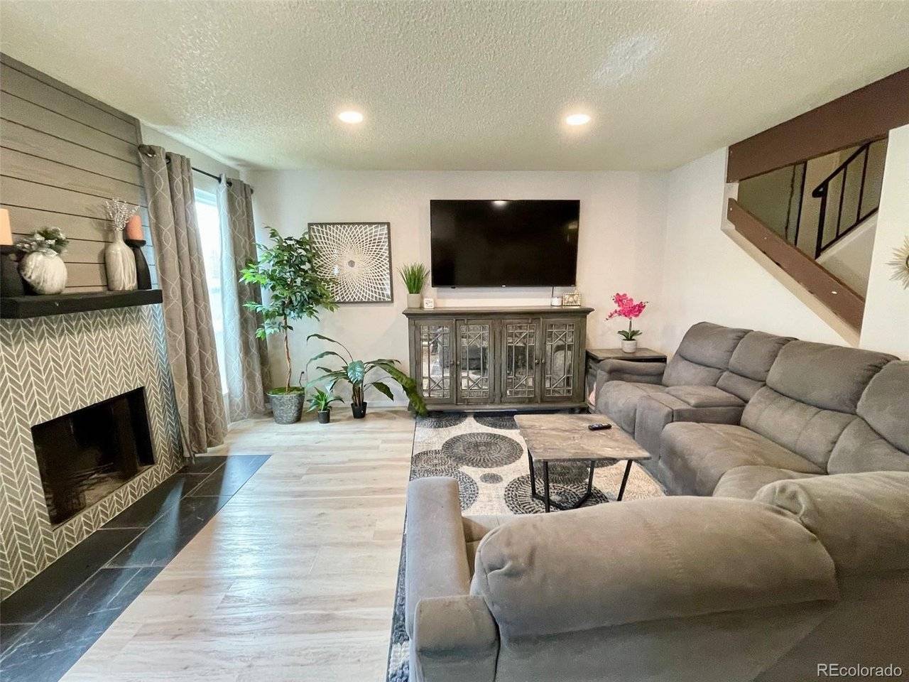 7373 W Florida #2C, Lakewood, CO 80232
