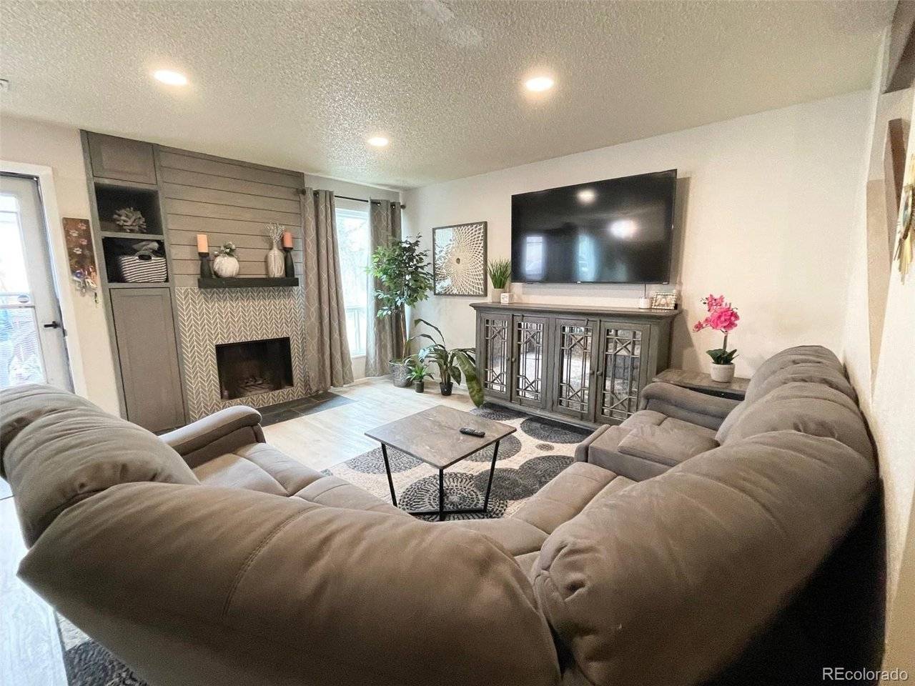 7373 W Florida #2C, Lakewood, CO 80232