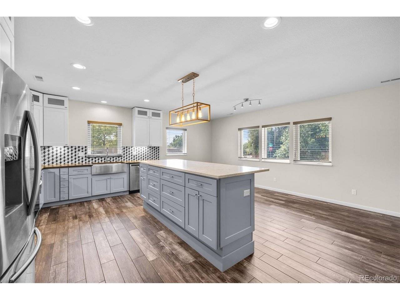 3301 W Union, Englewood, CO 80110