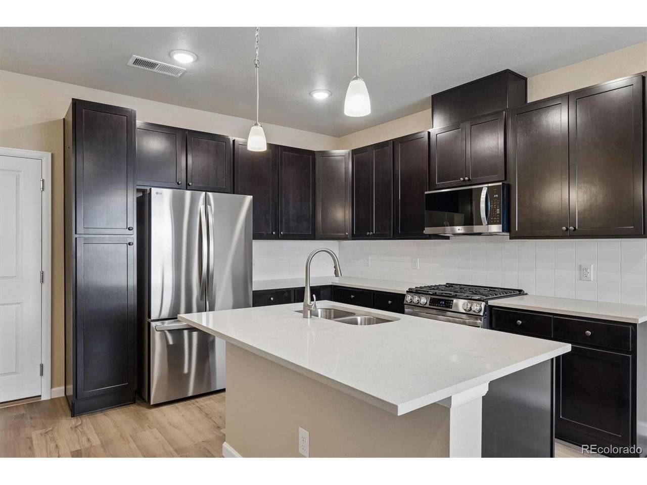 6710 Merseyside, Castle Pines, CO 80108