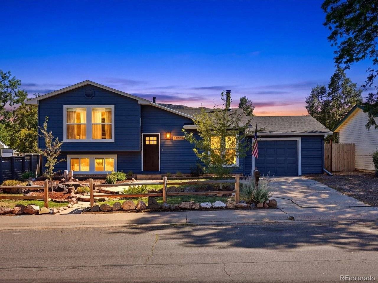 18954 W 61st, Golden, CO 80403
