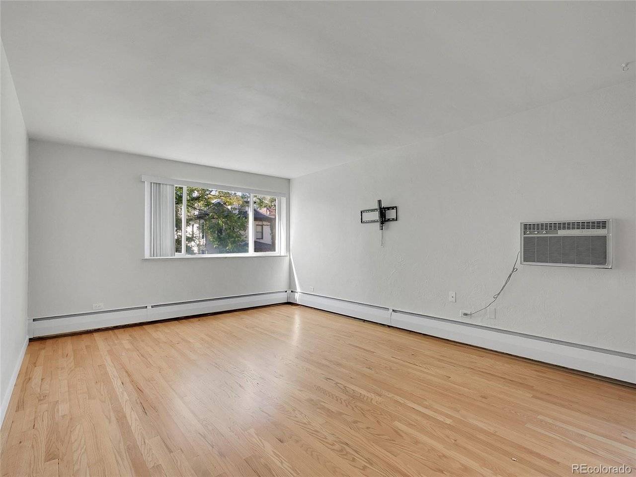 1056 N Marion #202, Denver, CO 80218