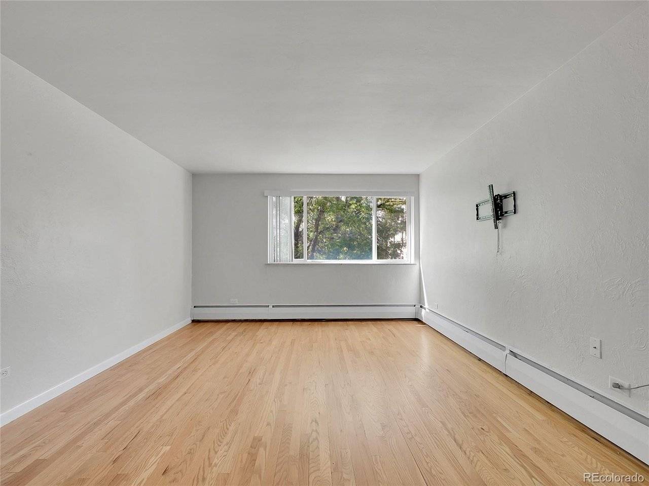 1056 N Marion #202, Denver, CO 80218