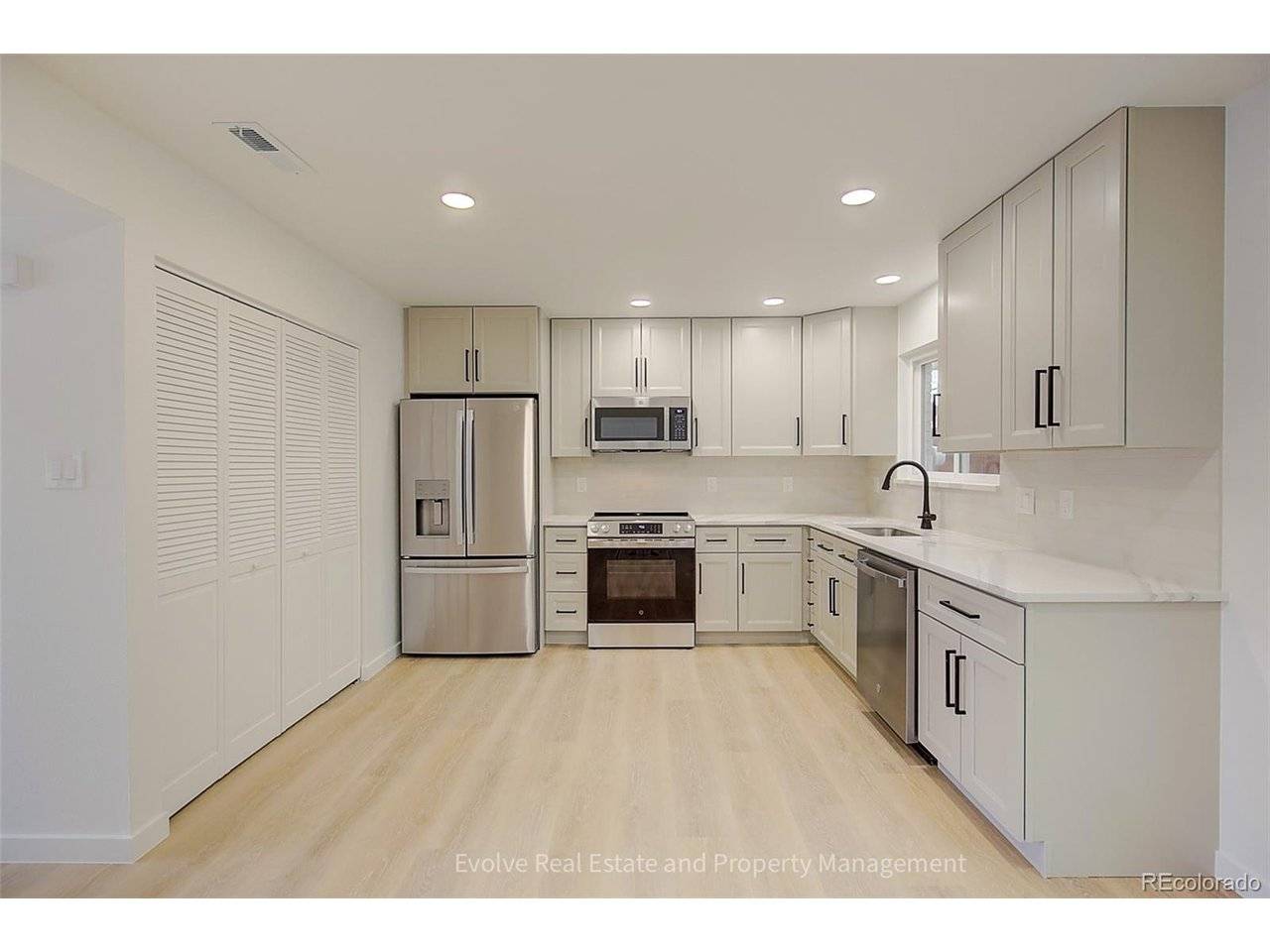 9014 E Mansfield, Denver, CO 80237