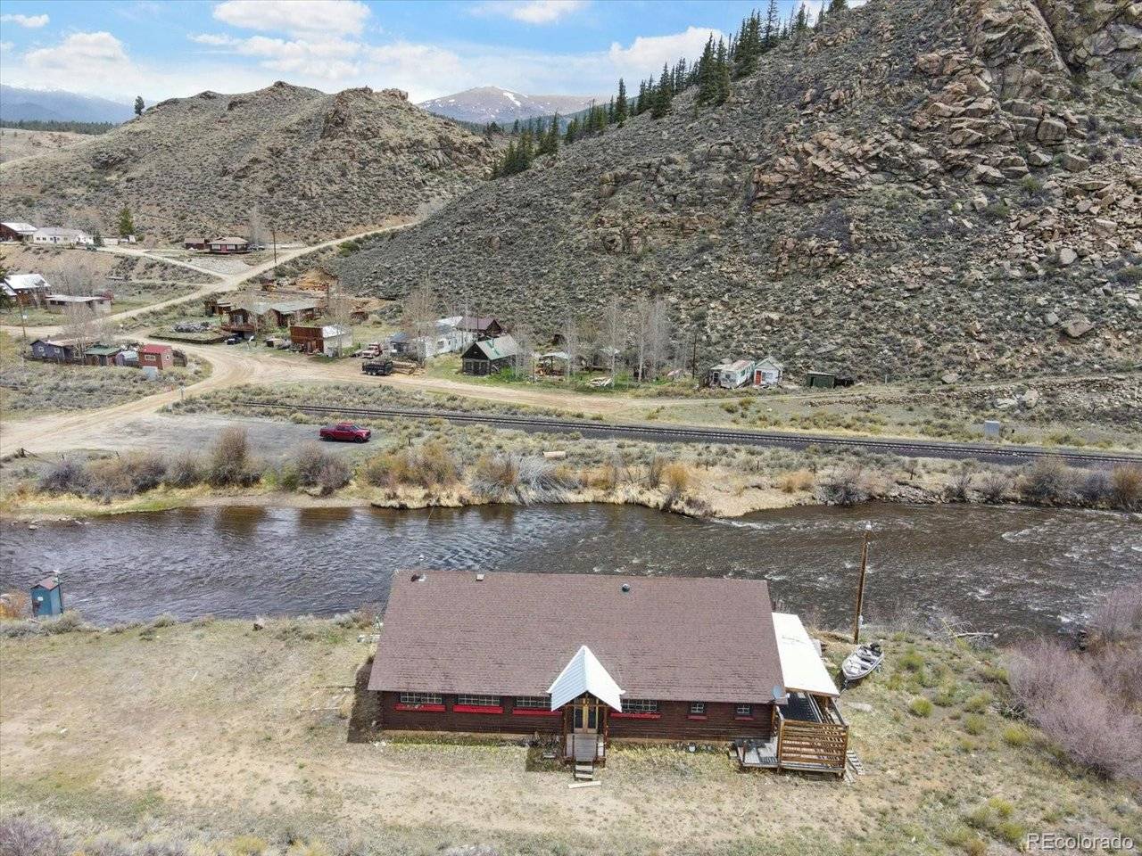 43070 N County Road 397, Granite, CO 81228
