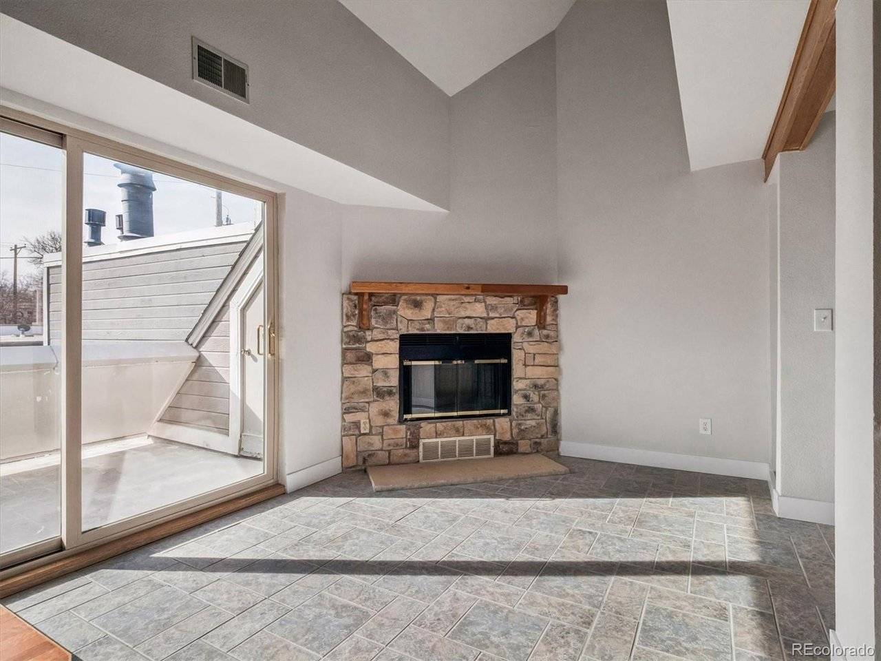 5250 S Huron #2-310, Littleton, CO 80120