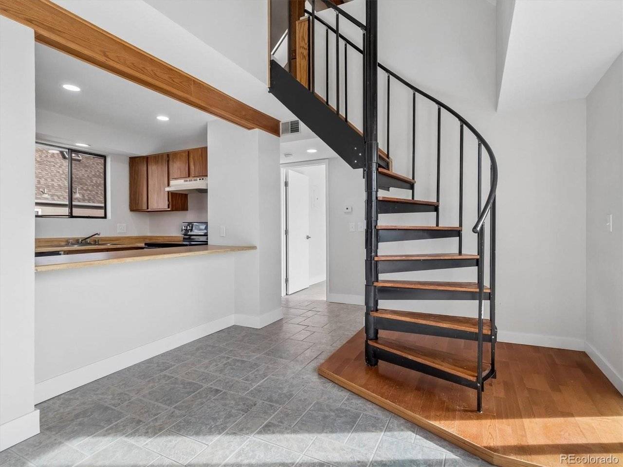 5250 S Huron #2-310, Littleton, CO 80120