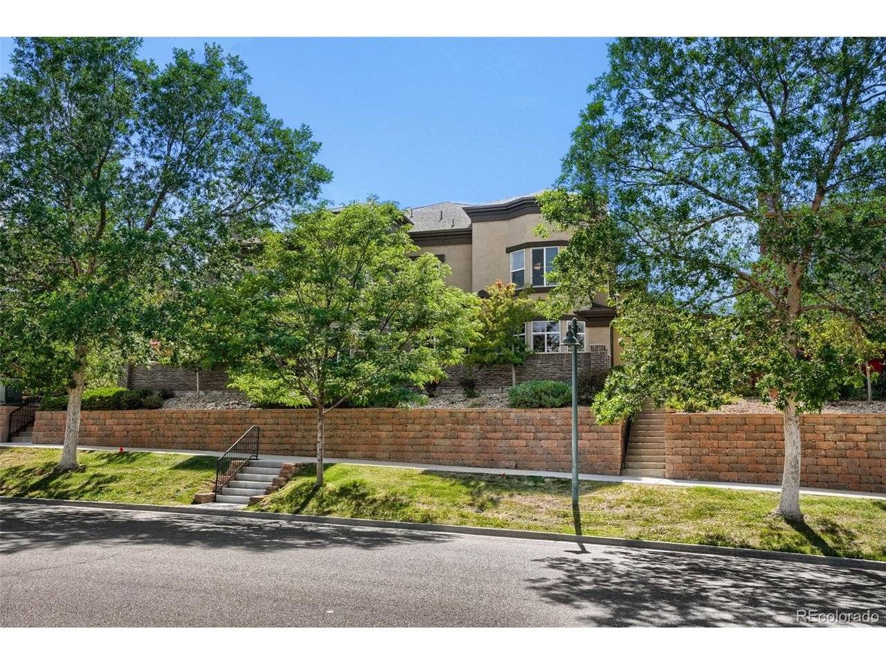 609 W Burgundy #B, Highlands Ranch, CO 80129