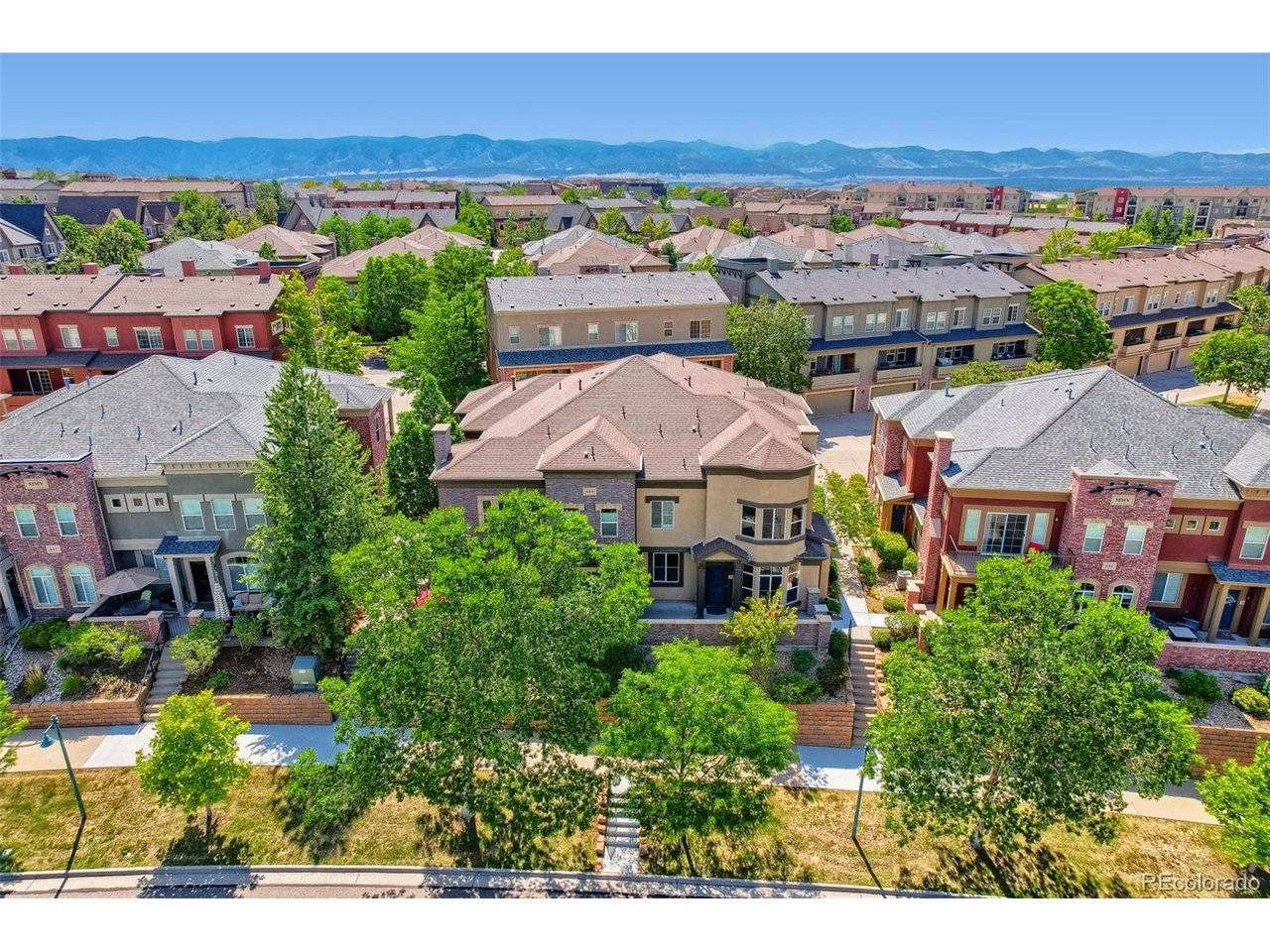 609 W Burgundy #B, Highlands Ranch, CO 80129