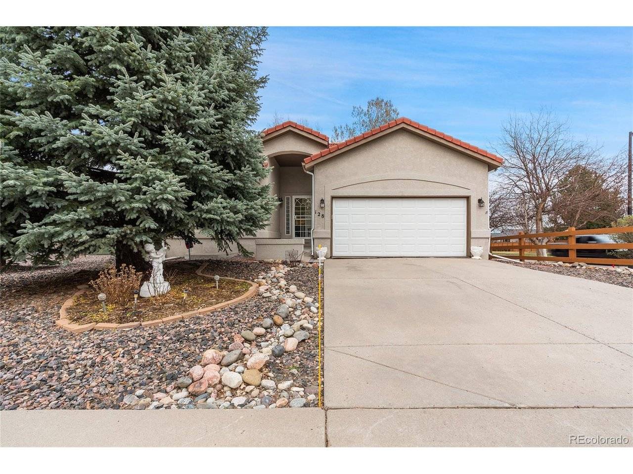 128 Las Lunas, Castle Rock, CO 80104