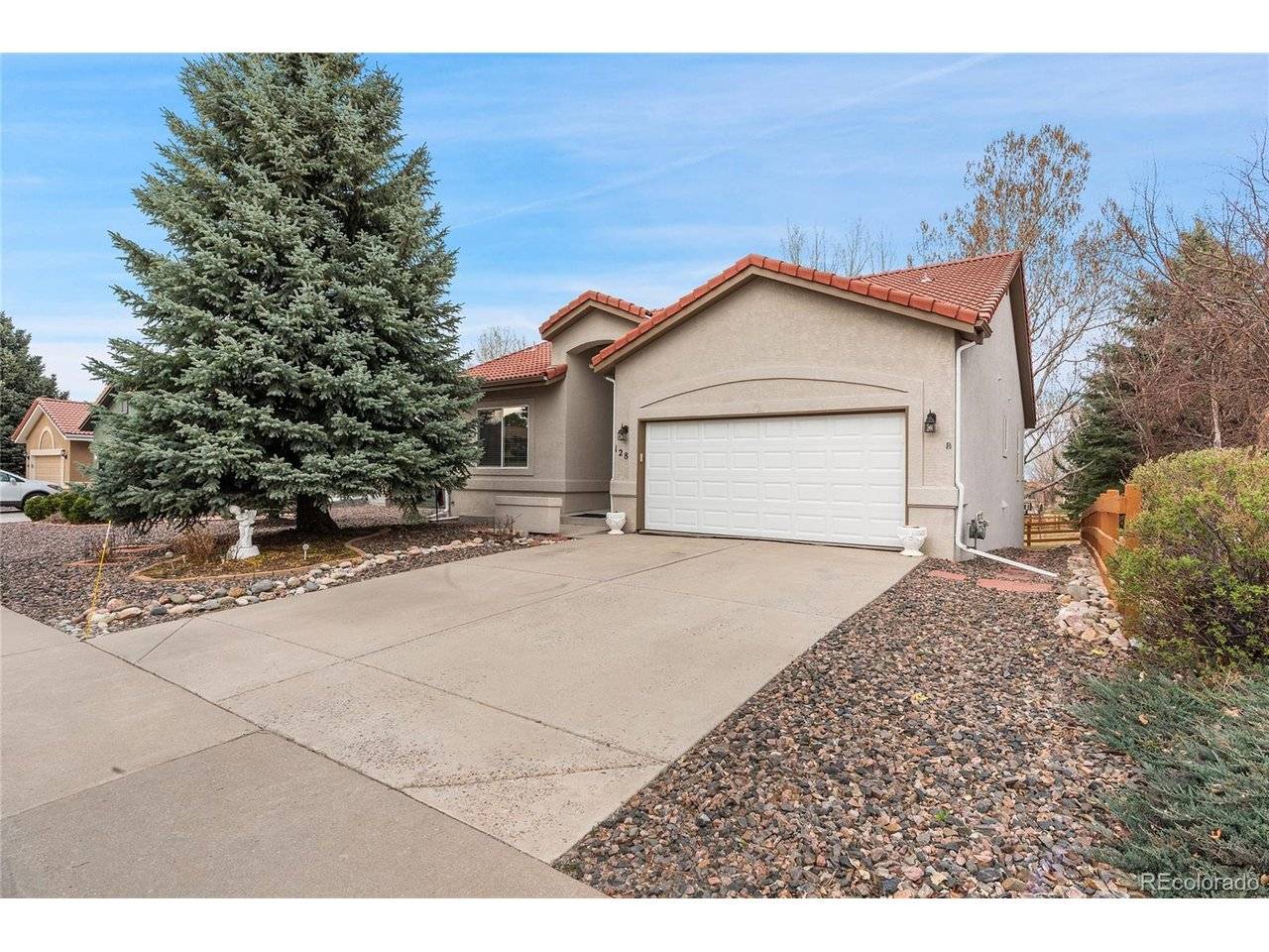 128 Las Lunas, Castle Rock, CO 80104