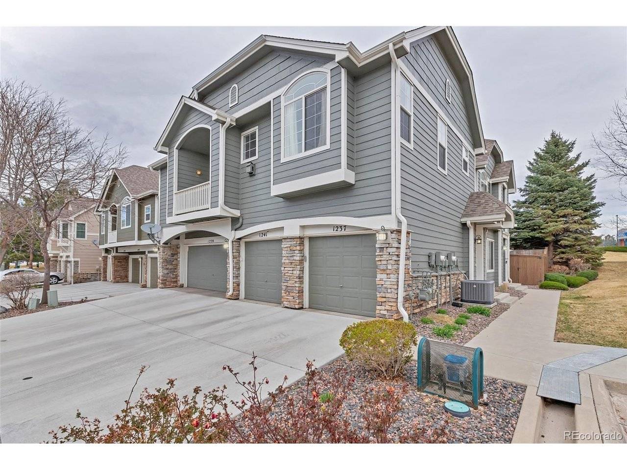 1237 Carlyle Park, Highlands Ranch, CO 80129