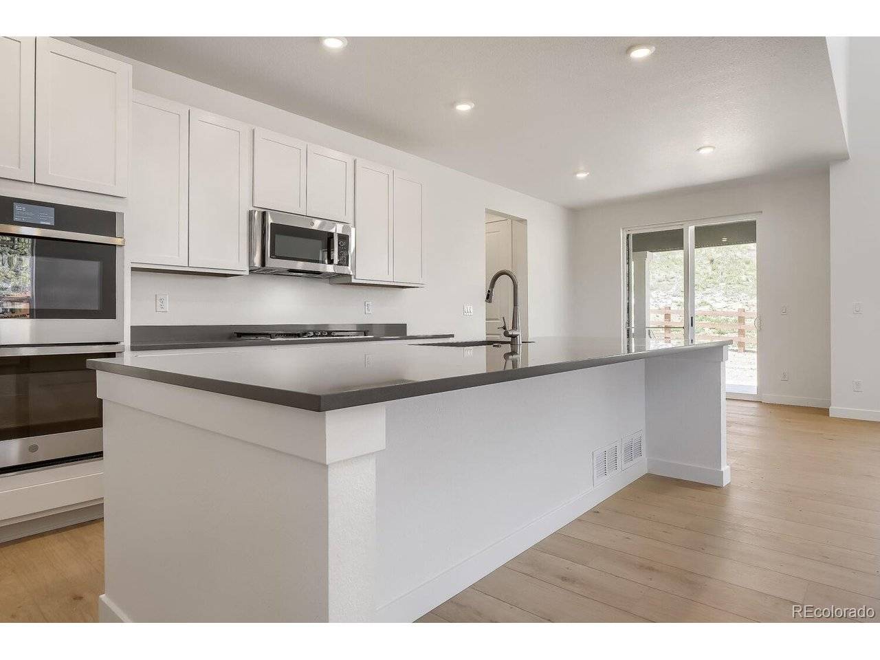24734 E Kettle, Aurora, CO 80016