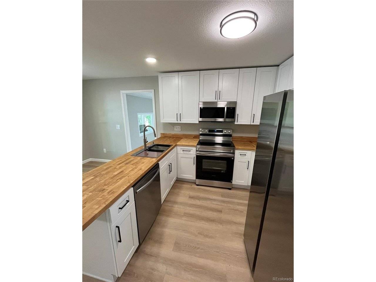 20672 E Batavia, Aurora, CO 80011