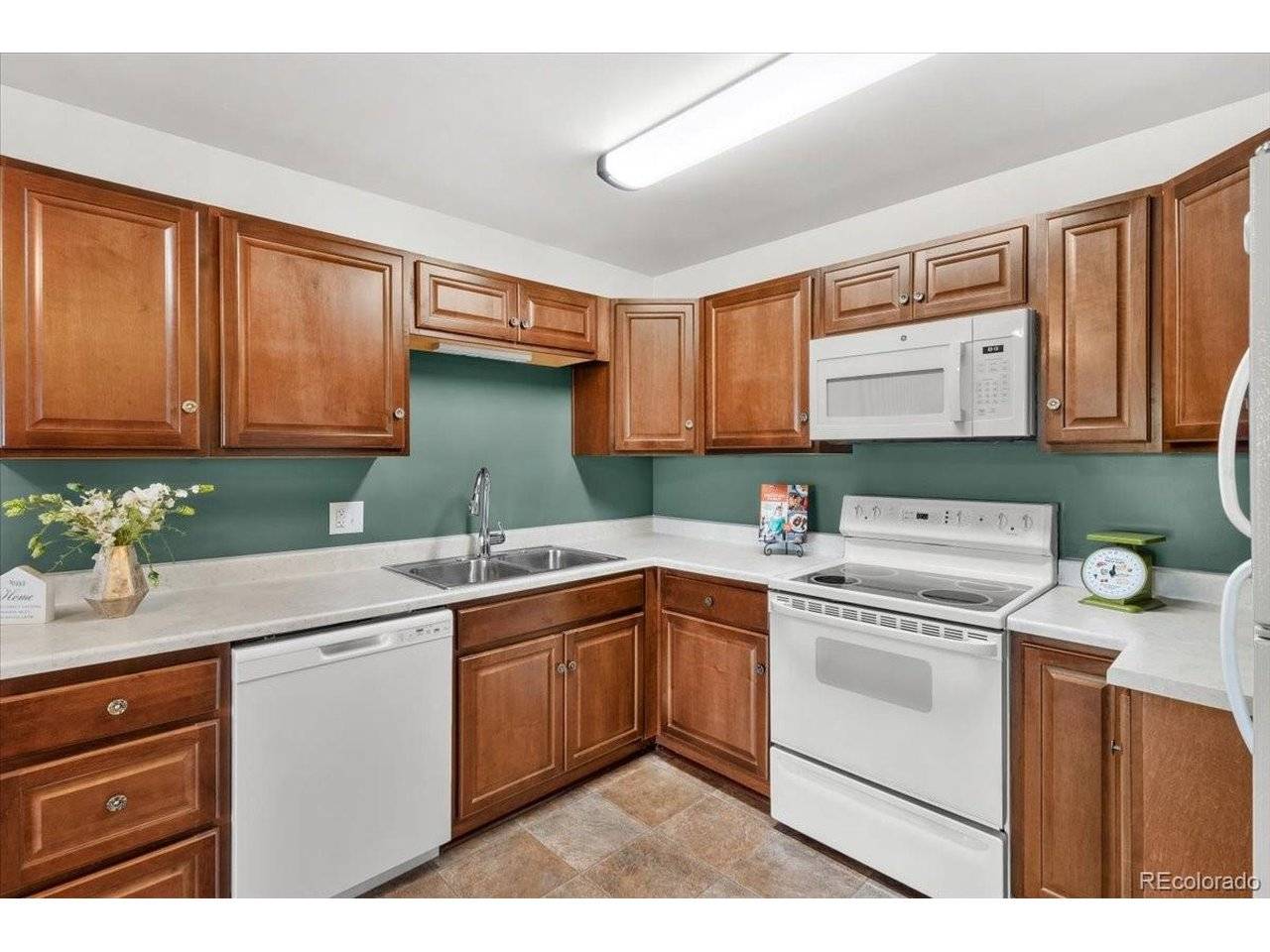 620 S Alton #2D, Denver, CO 80247
