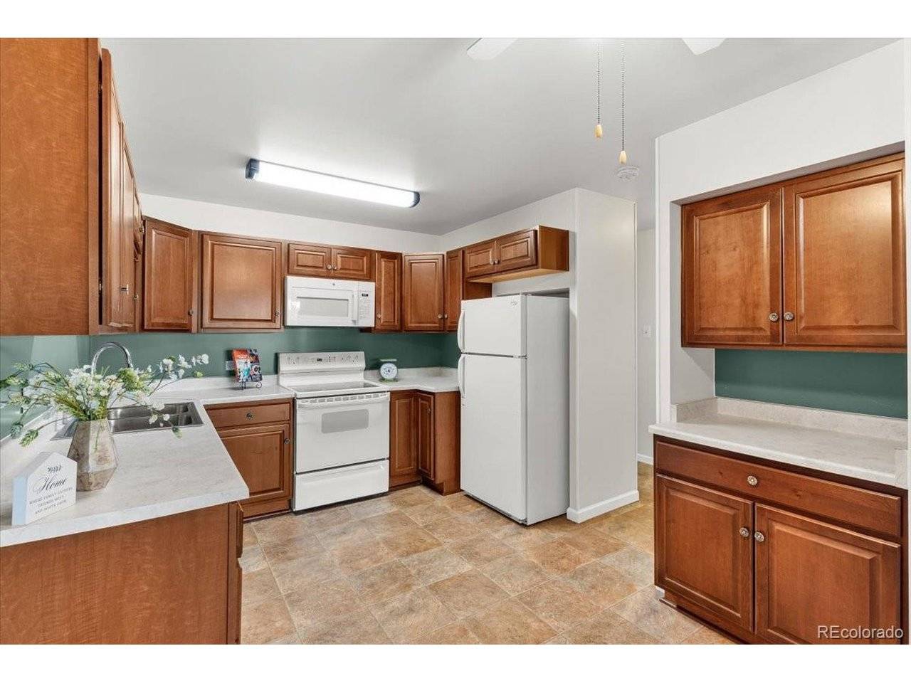 620 S Alton #2D, Denver, CO 80247
