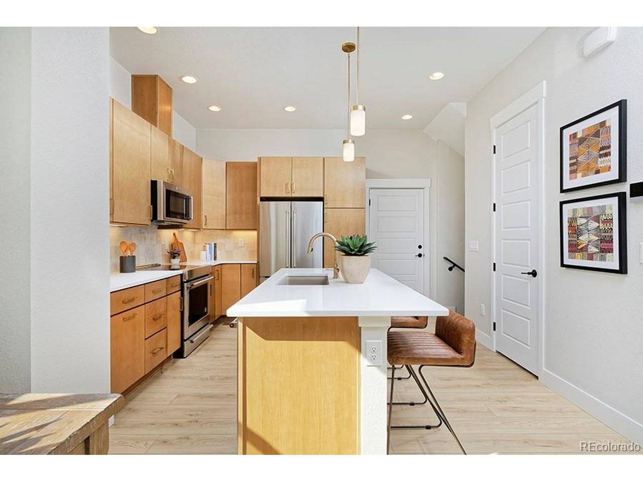 2866 S S. Machebeuf Court, Denver, CO 80236