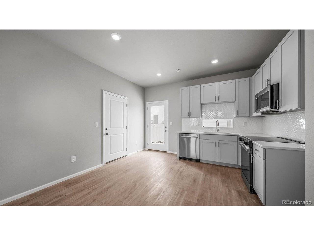 3407 Pearwood, Johnstown, CO 80534