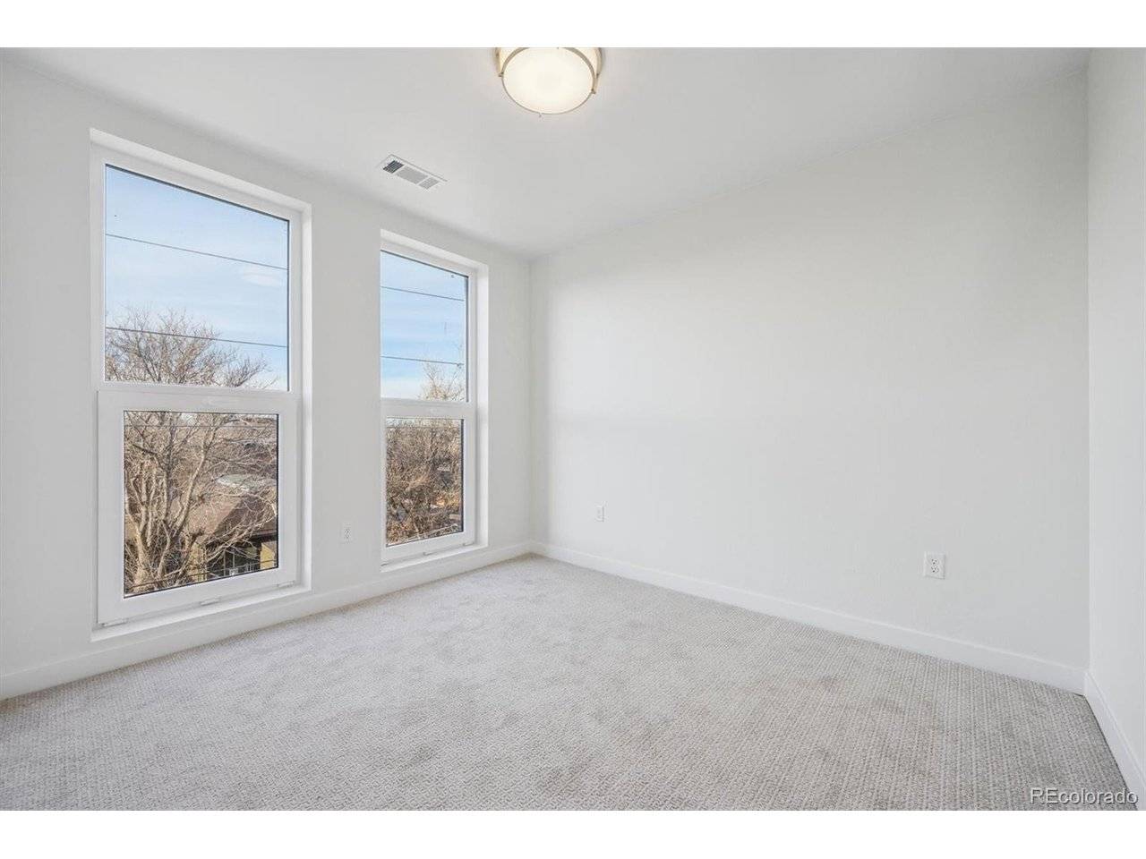 639 29th St #209, Denver, CO 80205