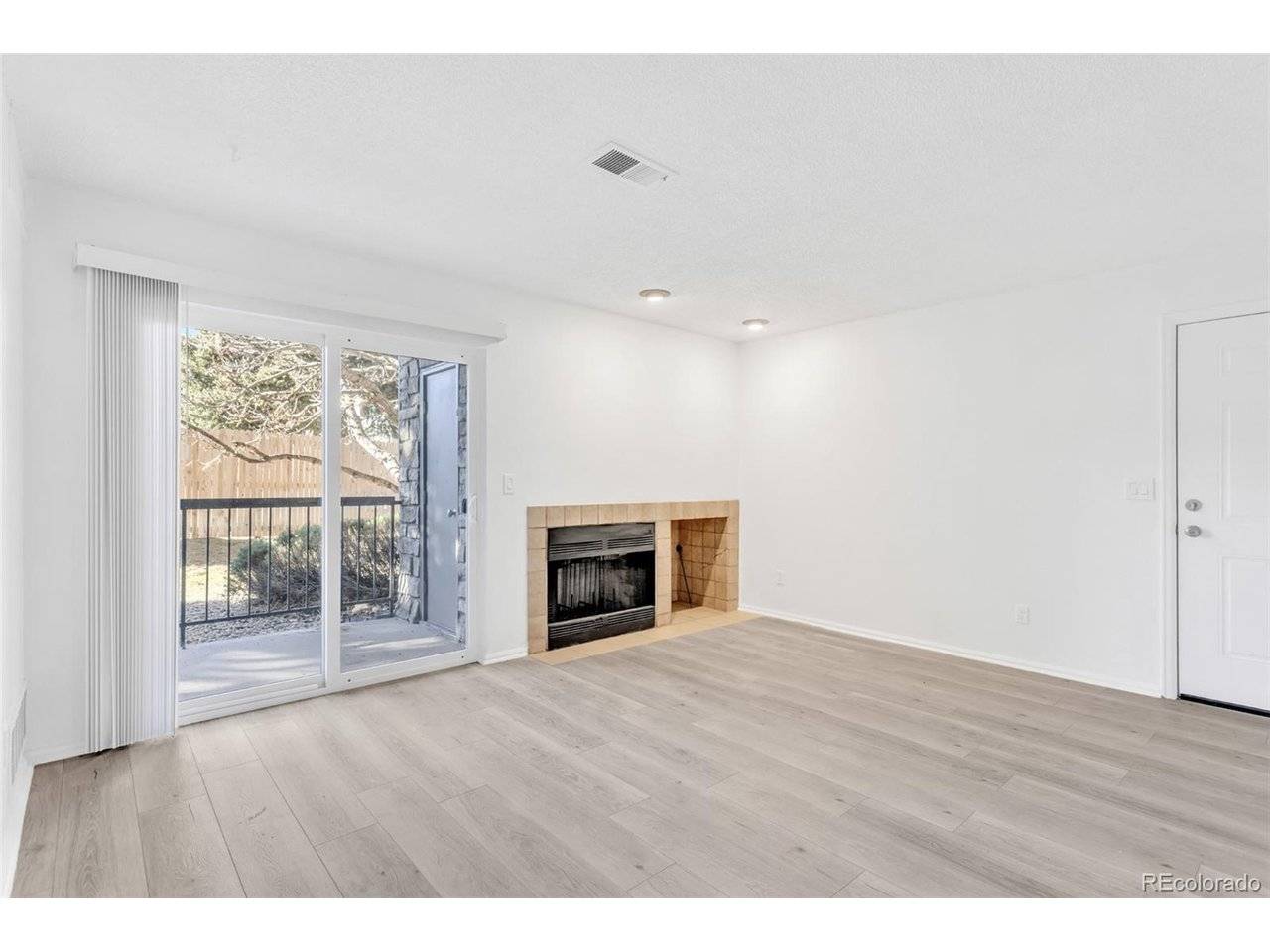 2575 S Syracuse #J108, Denver, CO 80231