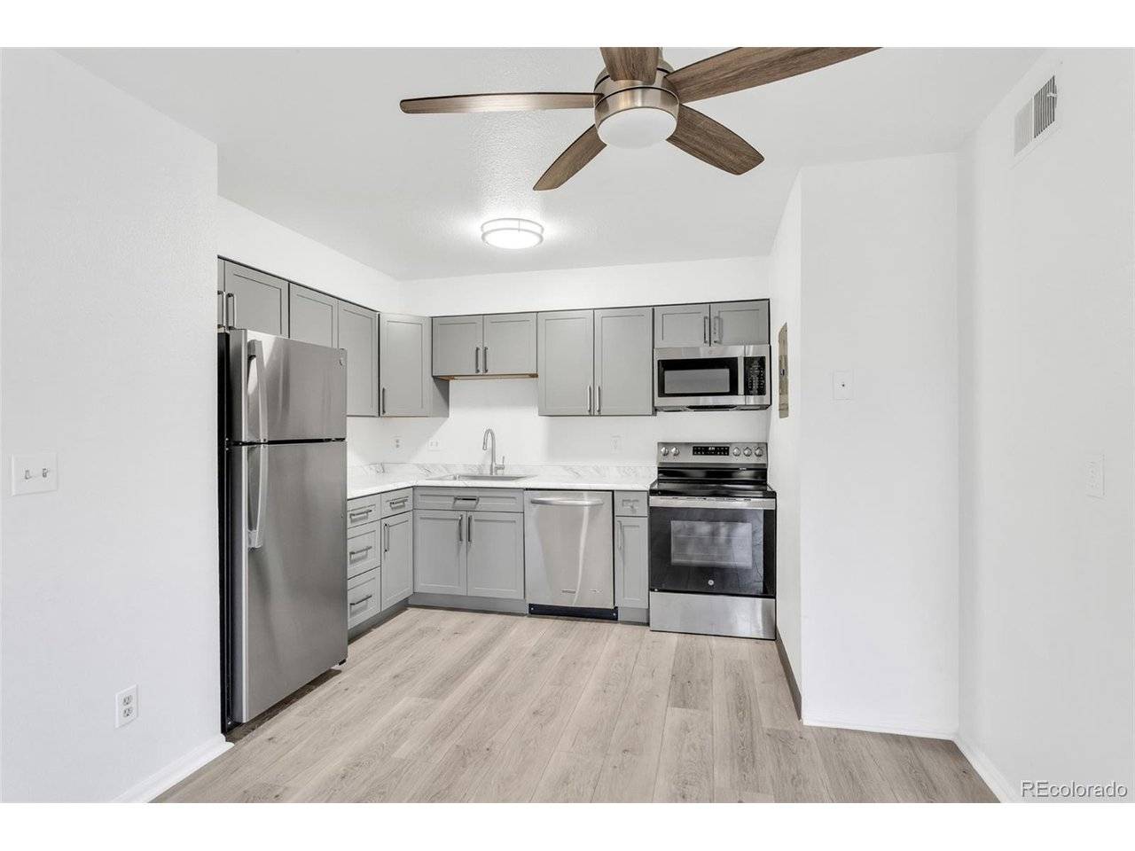 2575 S Syracuse #J108, Denver, CO 80231
