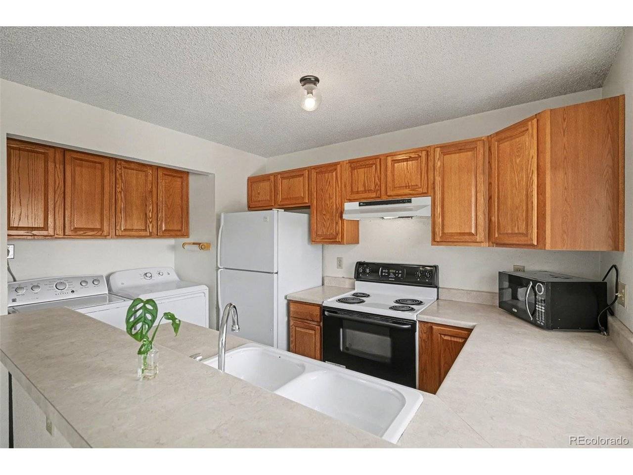1110 S Waco #E, Aurora, CO 80017
