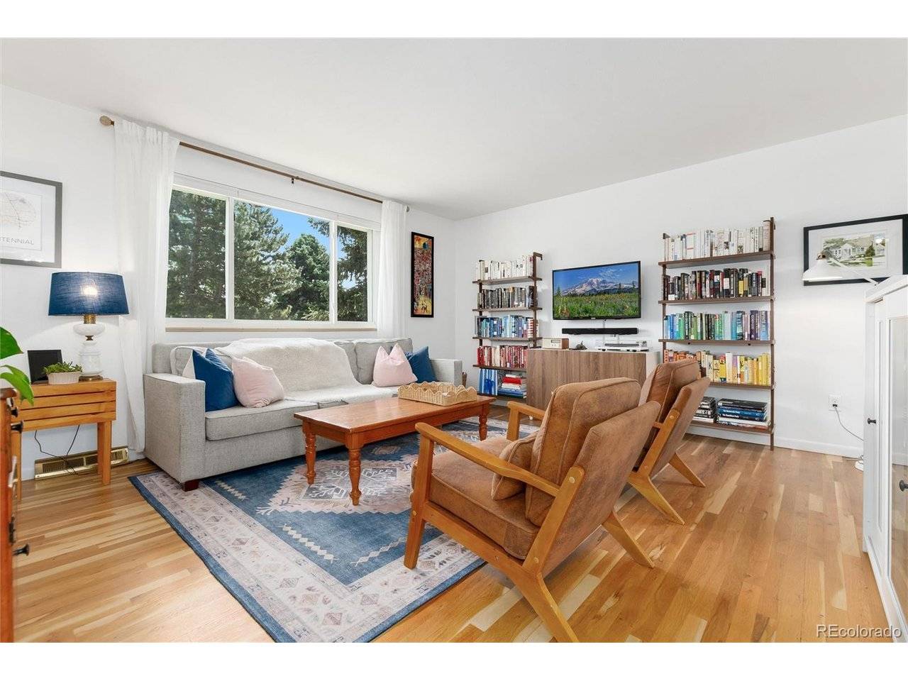 7175 S Penrose, Centennial, CO 80122