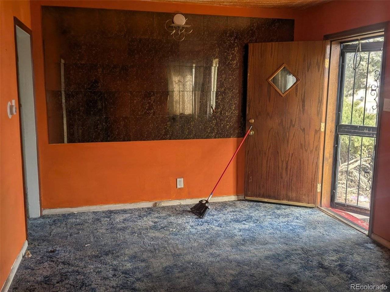 2925 Pontiac, Denver, CO 80207