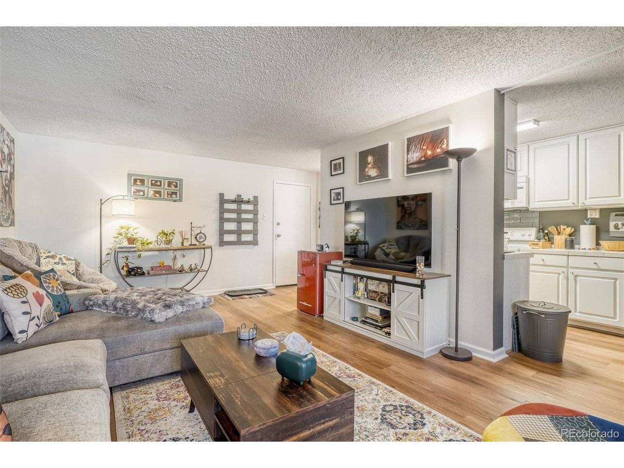 2225 Buchtel #305, Denver, CO 80210