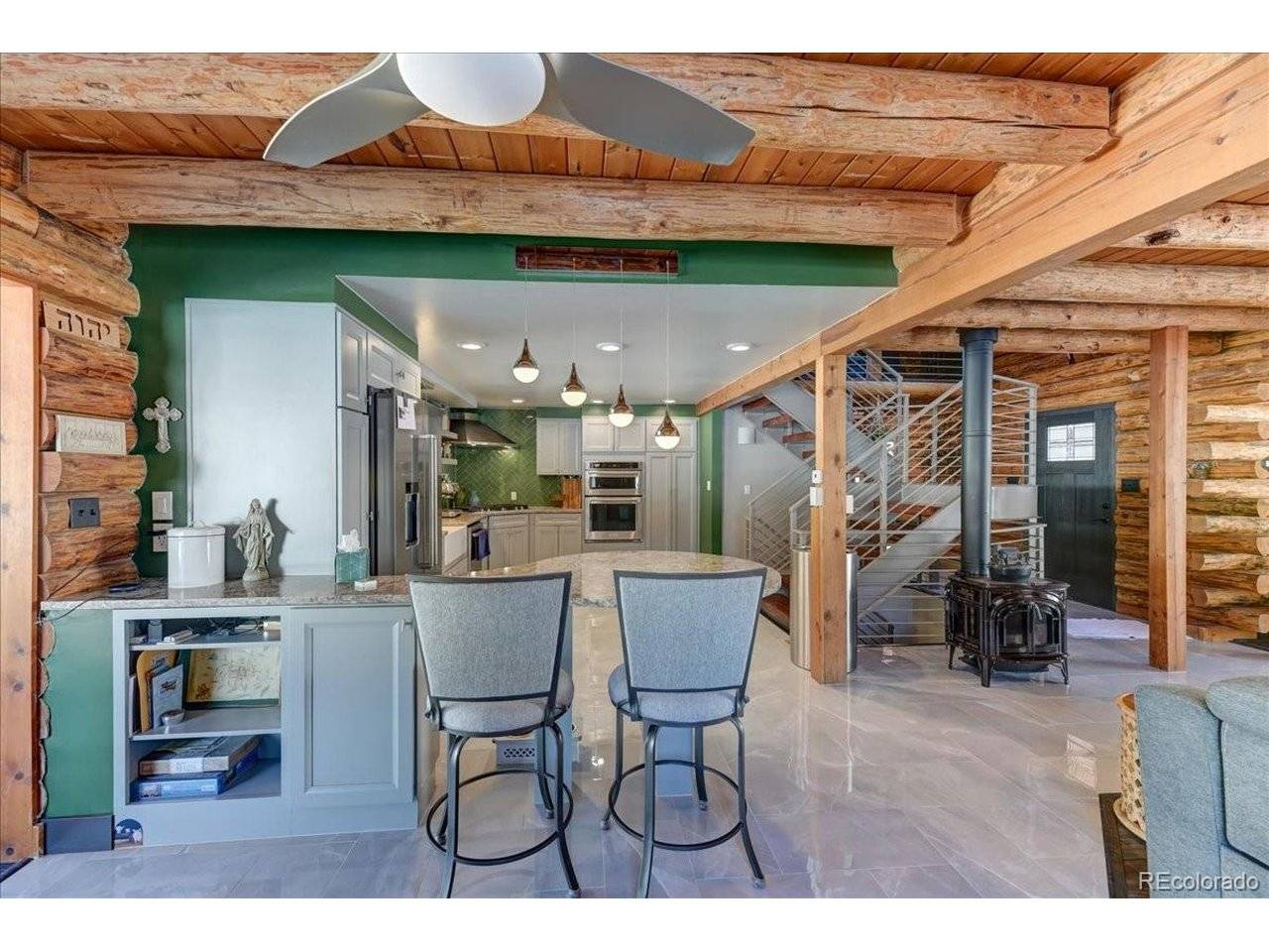 8752 S Ault, Morrison, CO 80465