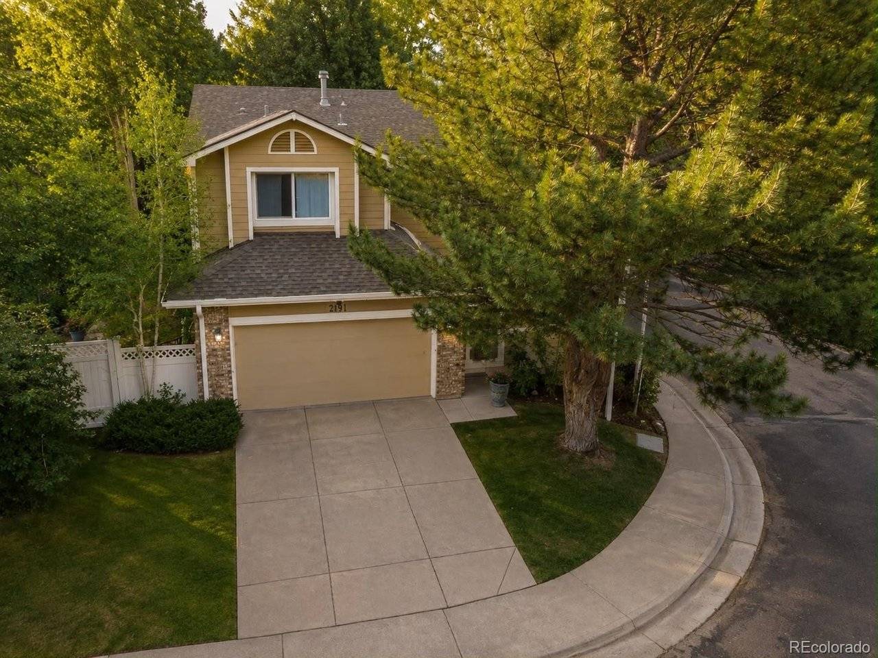 2191 E Phillips, Centennial, CO 80122
