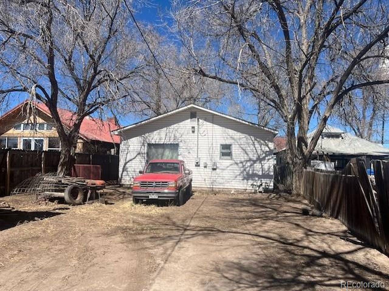 922 8th, Alamosa, CO 81101
