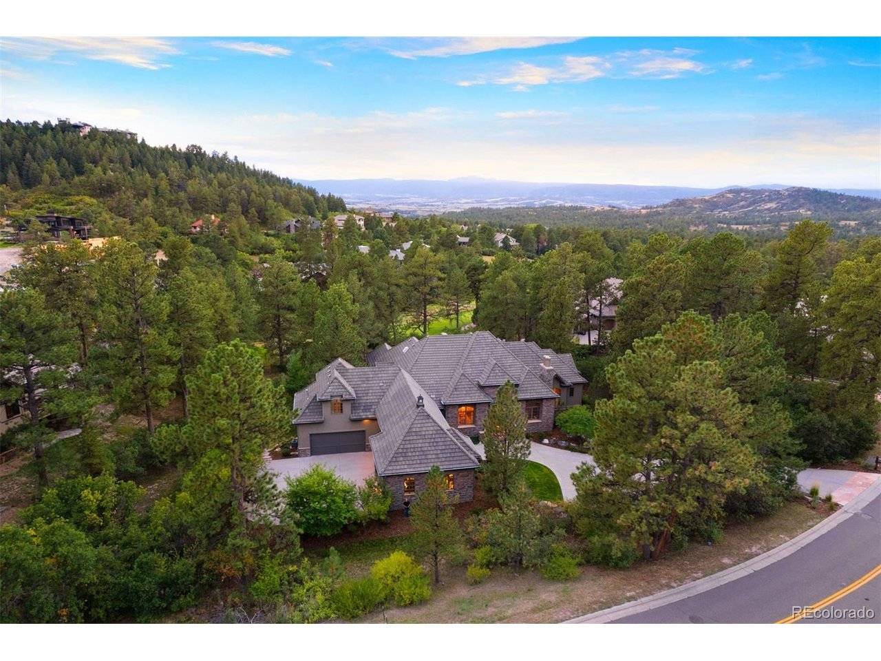976 Country Club, Castle Rock, CO 80108