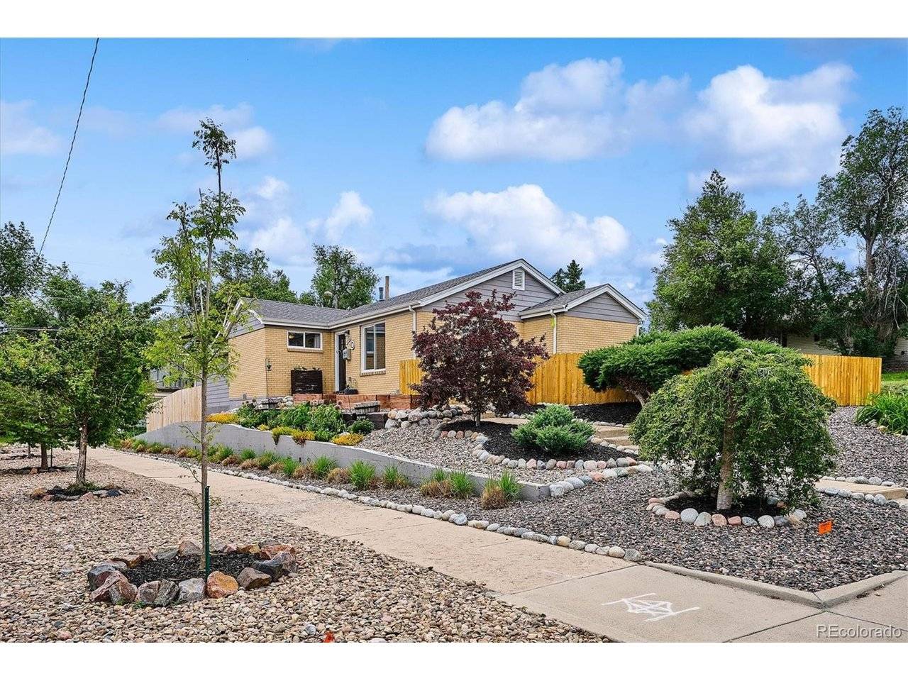 3560 N Steele, Denver, CO 80205