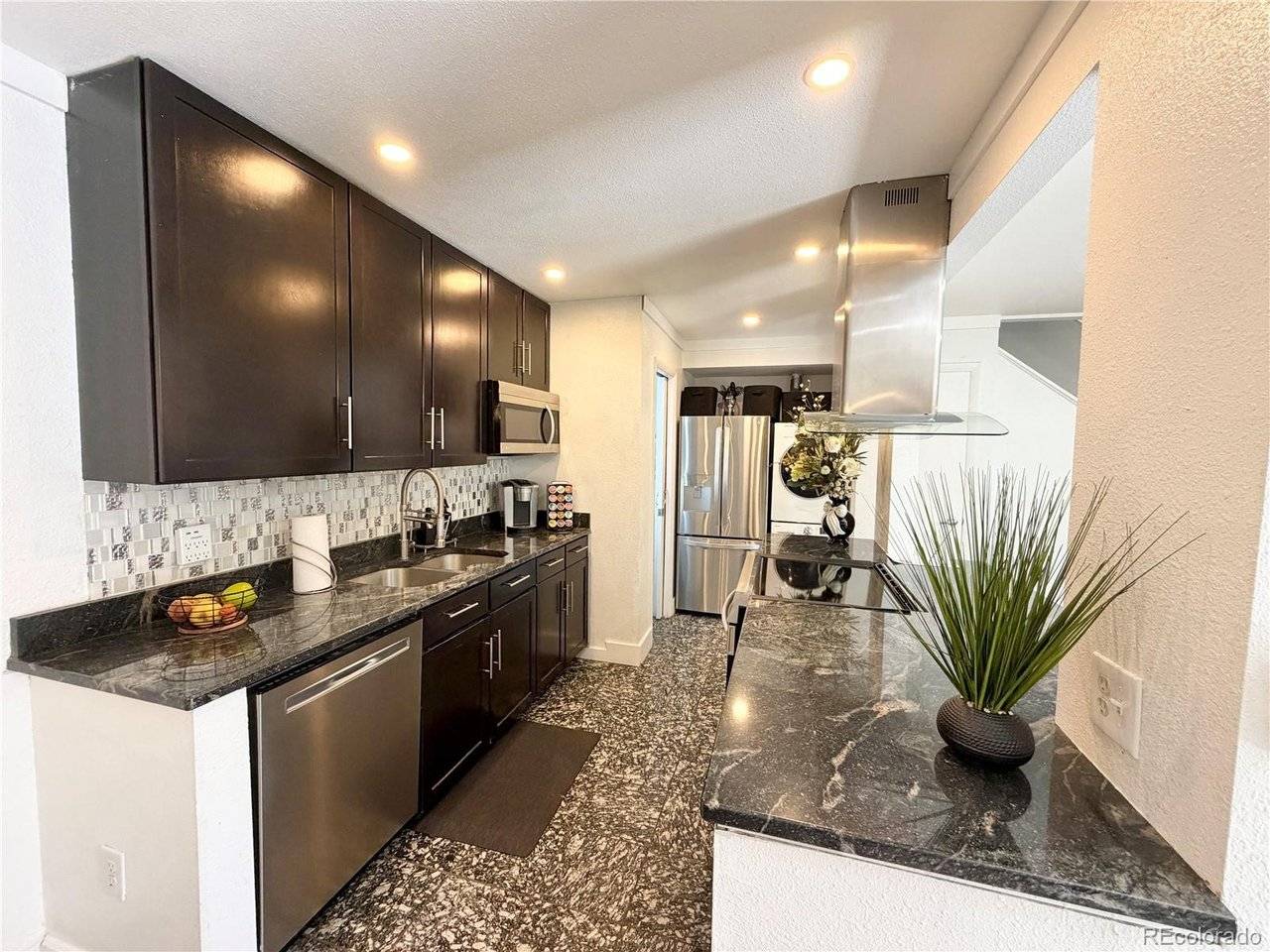 7995 E Mississippi #K9, Denver, CO 80247