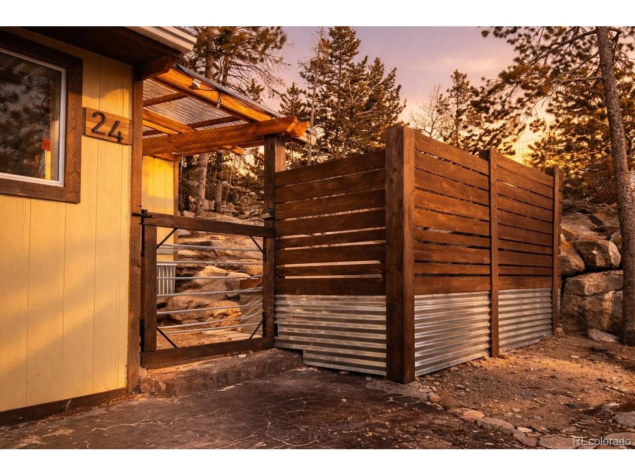 24 Signal Rock, Golden, CO 80403