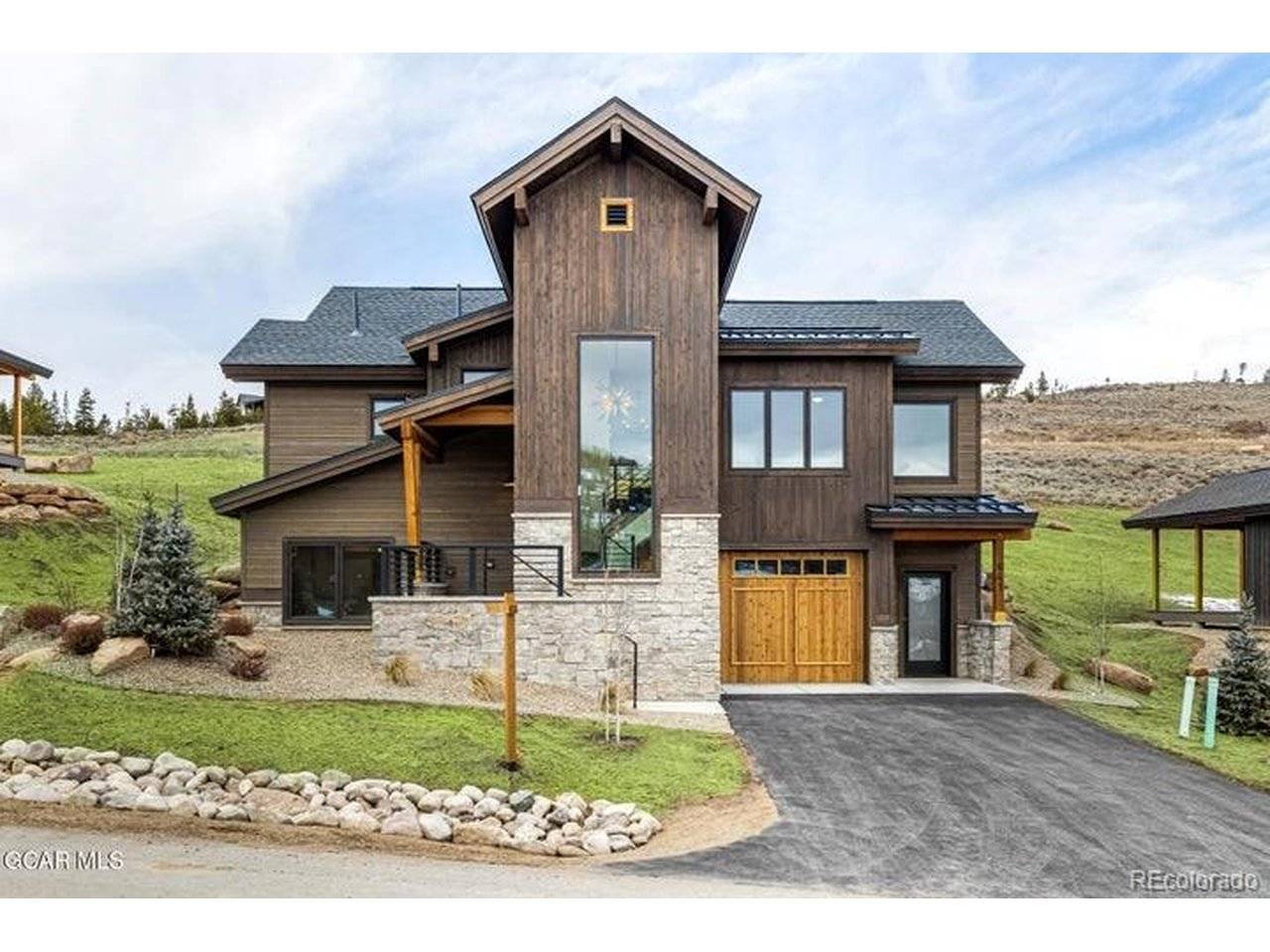 841 Black Feather, Granby, CO 80446