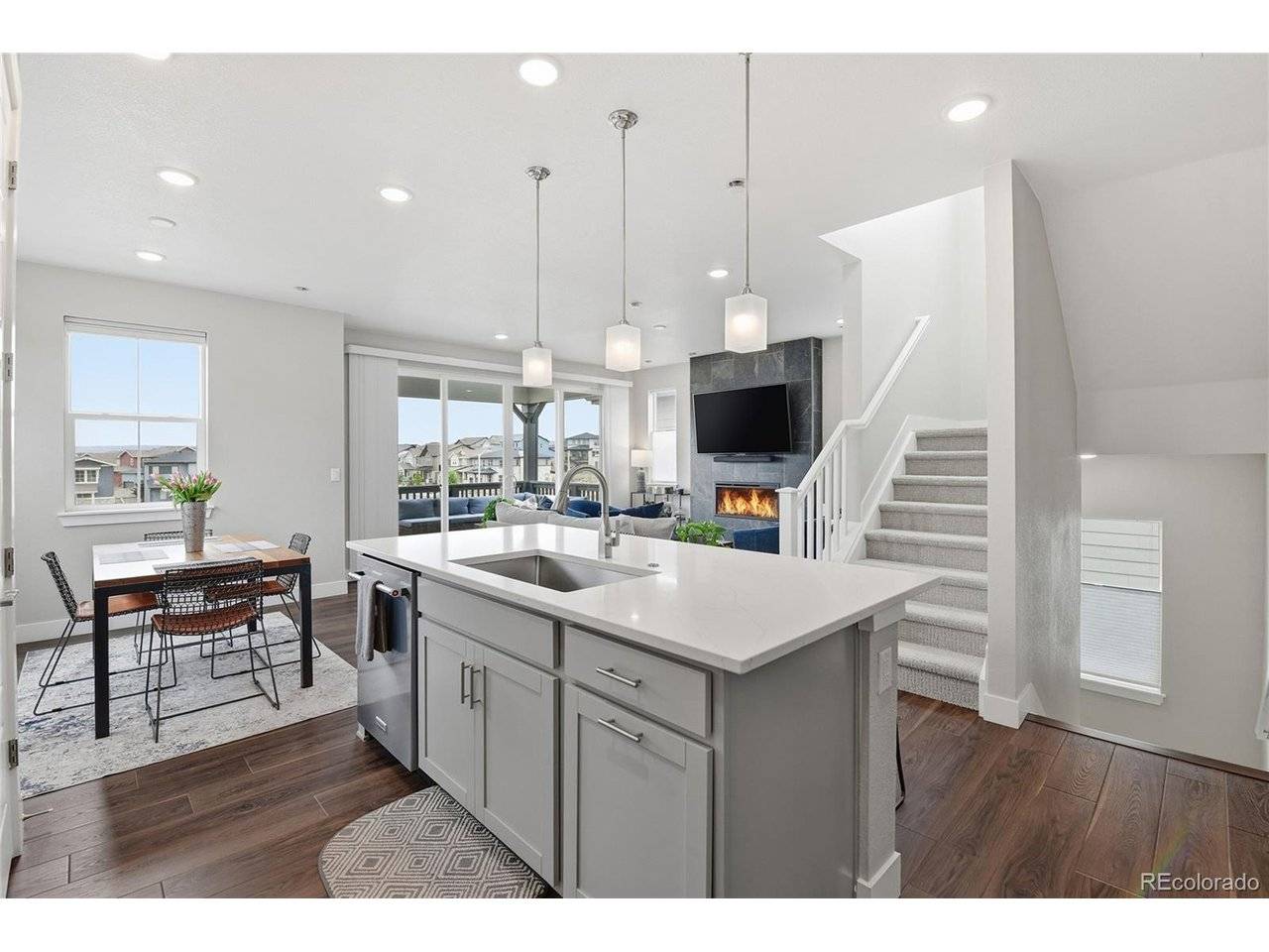 8697 Middle Fork, Littleton, CO 80125