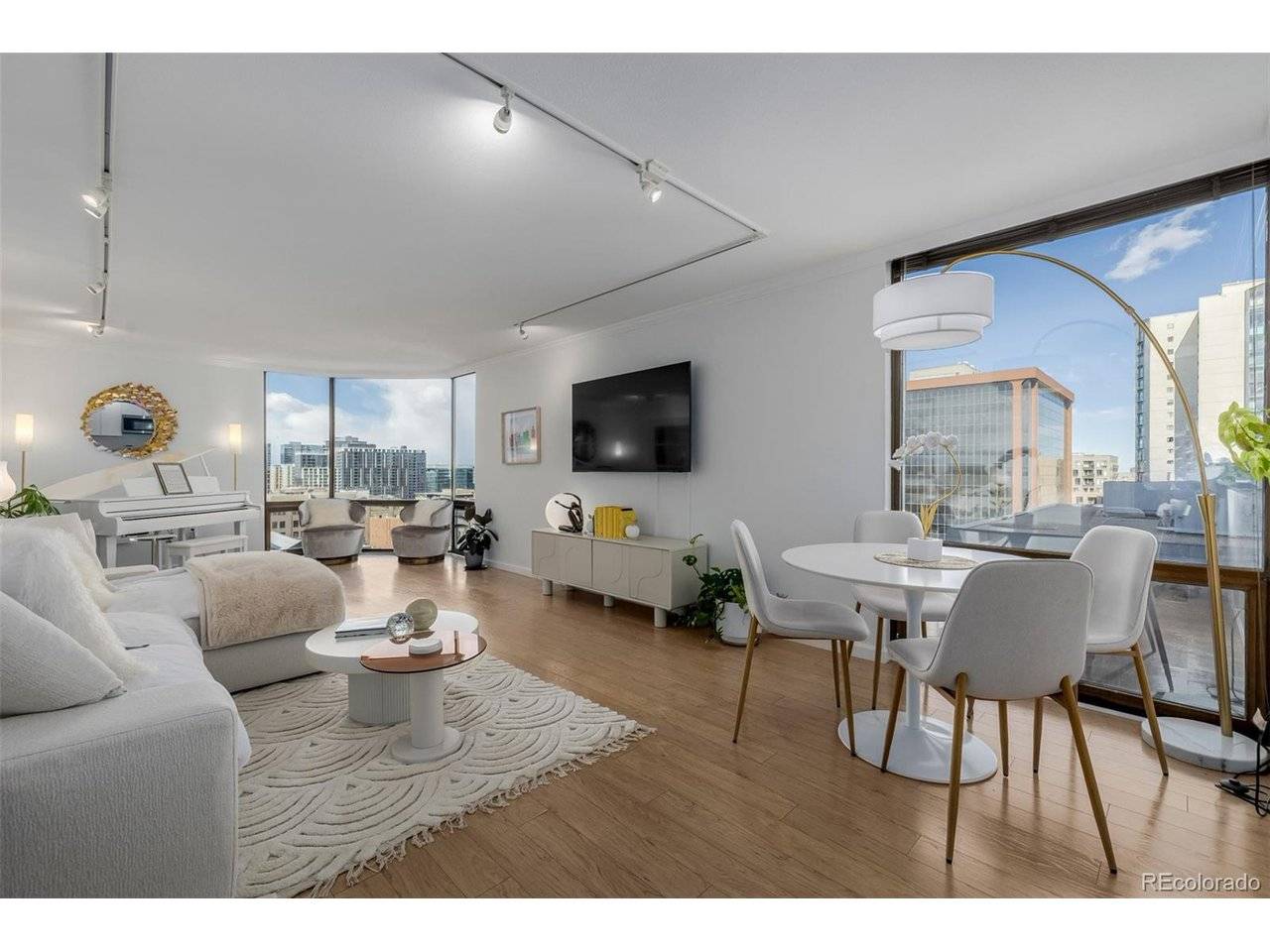 1625 Larimer #1207, Denver, CO 80202