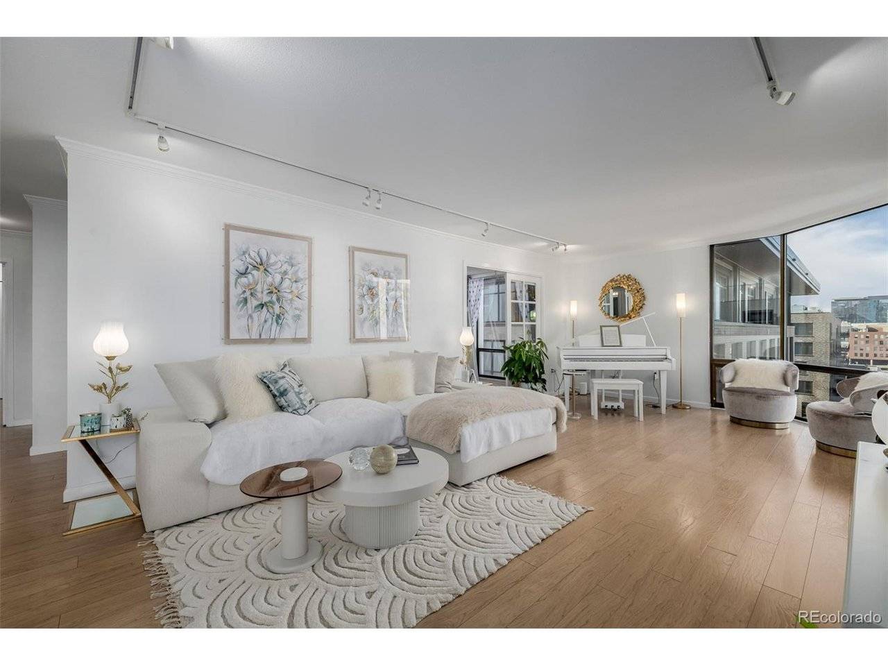 1625 Larimer #1207, Denver, CO 80202