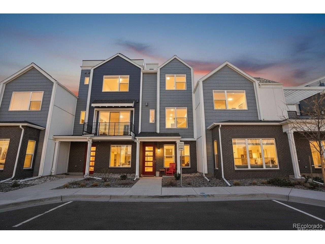 888 S Valentia #17-103, Denver, CO 80247