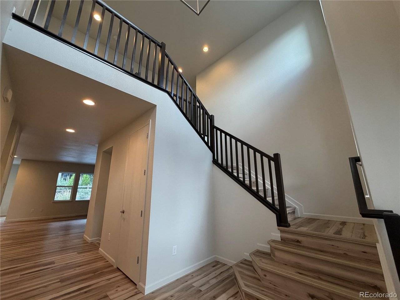 18402 W 93rd, Arvada, CO 80007