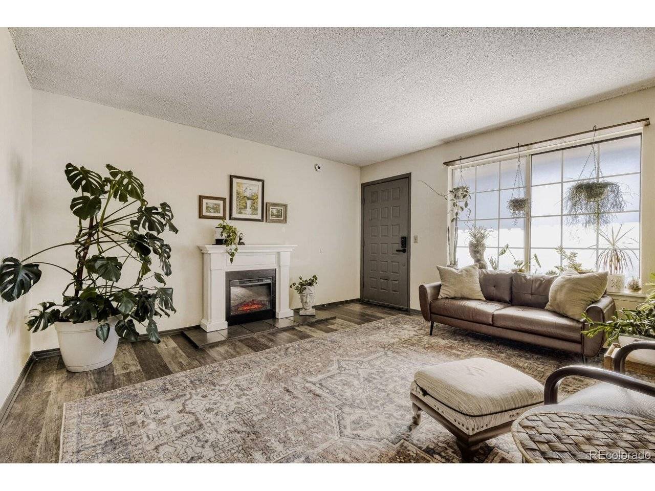 6414 Village, Colorado Springs, CO 80918