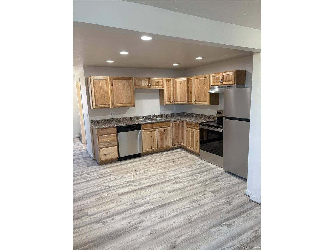 805 Raton, La Junta, CO 81050