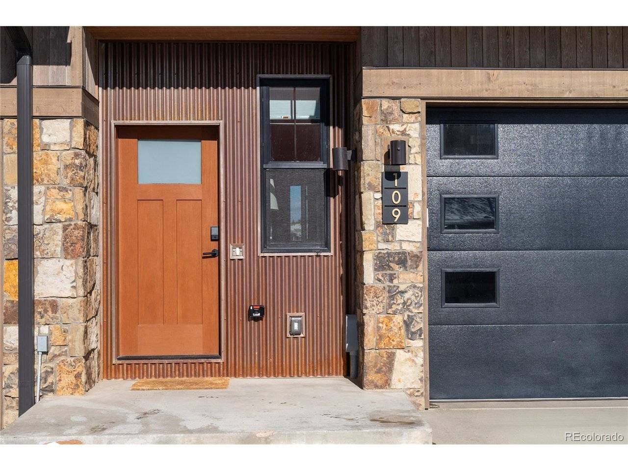 109 Saddle Mountain Camp, Granby, CO 80446