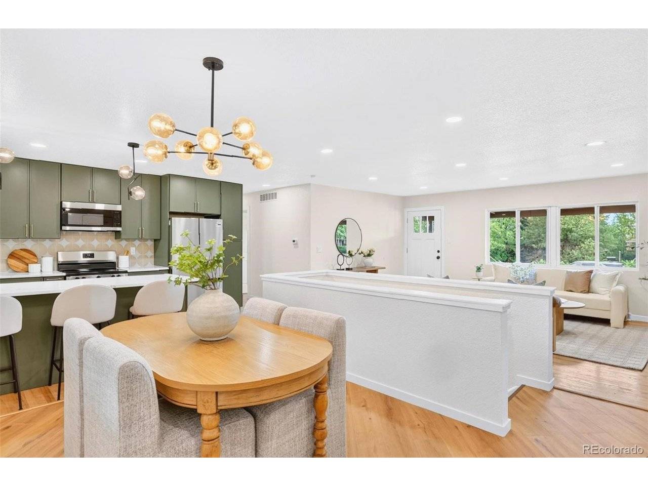 1695 S Urban, Lakewood, CO 80228